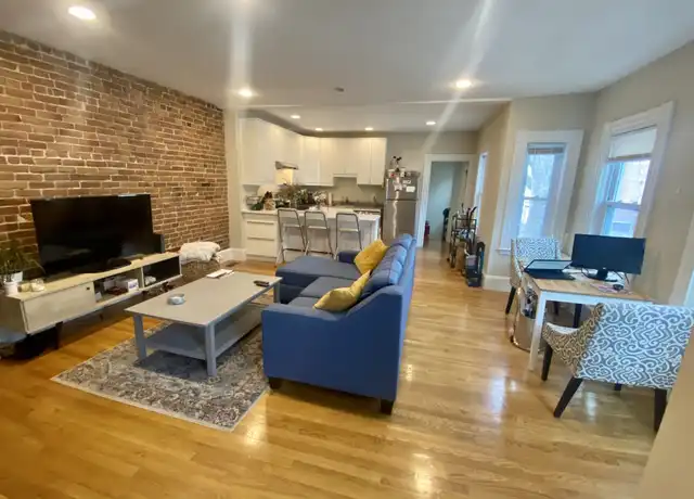 Property at 18 Chandler St Unit 2, Somerville, MA, 02144, 3 beds, 2 baths, [object Object]