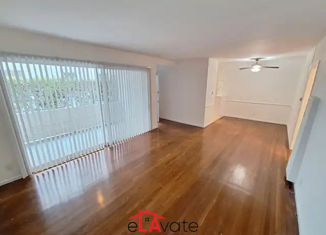 Property at 429 S Sherbourne Dr, Los Angeles, CA, 90048, 2 beds, 1 bath, [object Object]