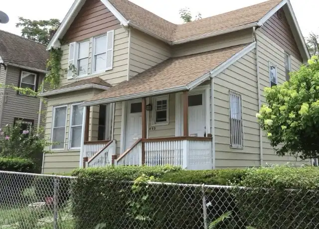 Property at 405 Bellevue St Unit 1, Hartford, CT, 06120, 2 beds, 1 bath, [object Object]