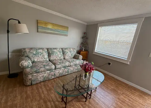 Property at 4948 Allner St, New Port Richey, FL, 34652, 1 bed, 1 bath, [object Object]
