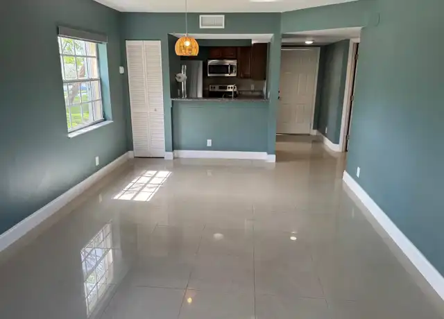 Property at 1010 Lake Shore Dr #104, West Palm Beach, FL, 33403, 2 beds, 2 baths, [object Object]
