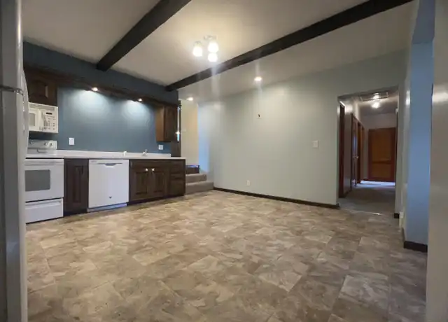 Property at 2335 Rockdale Rd, Dubuque, IA, 52003, 4 beds, 2 baths, [object Object]