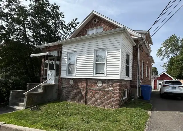 Property at 66 Wallace St Unit A, Wallingford, CT, 06492, 2 beds, 1 bath, [object Object]