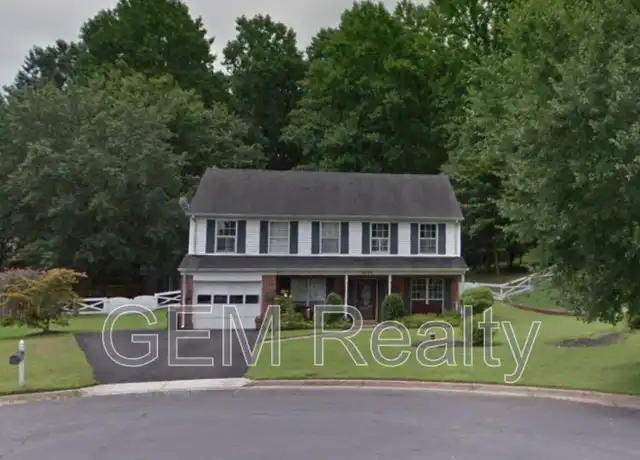 Property at 6085 Ponhill Dr, Woodbridge, VA, 22193, 3 beds, 2.5 baths, [object Object]