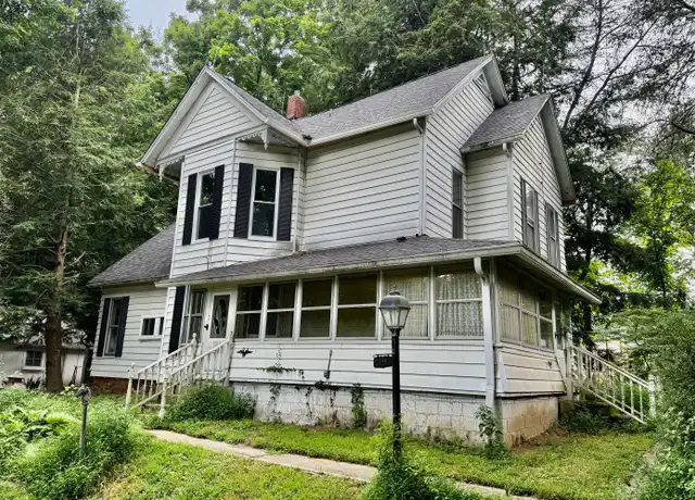 Property at 4550 E Ooley Ave, Bloomington, IN, 47408, 4 beds, 2 baths, [object Object]