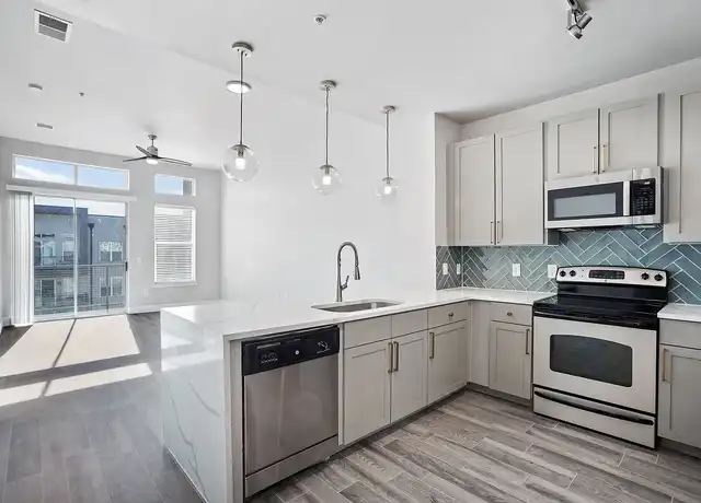 Property at Archer Medical District - 2140 Medical District Dr, Dallas, TX, 75235, 0 beds, 1 bath, [object Object]