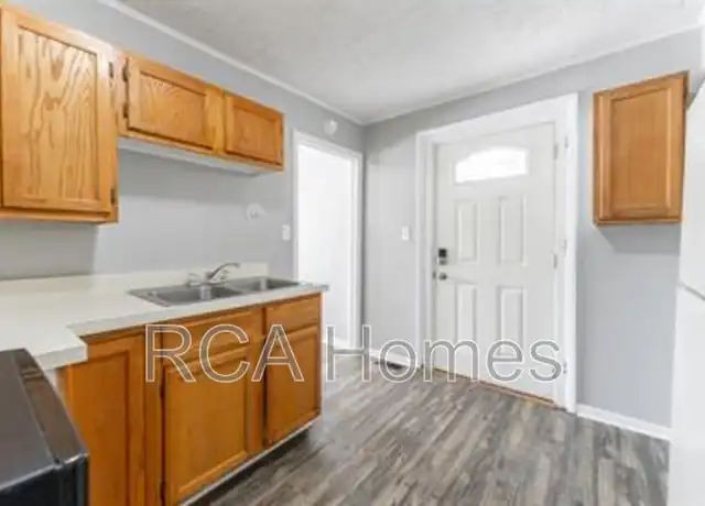 Property at 906 Laurel St Unit 1, Indianapolis, IN, 46203, 1 bed, 1 bath, [object Object]