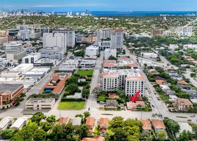 Property at 3091 S Le Jeune Rd Unit 3901, Coral Gables, FL, 33134, 3 beds, 2 baths, [object Object]