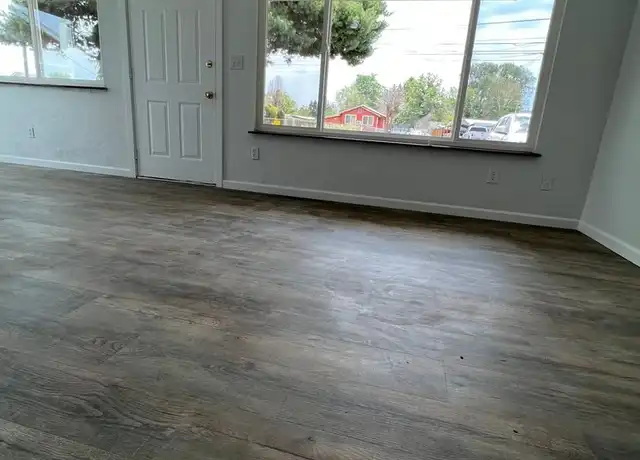Property at 3307 Castlevale Rd Unit B, Yakima, WA, 98902, 2 beds, 1 bath, [object Object]