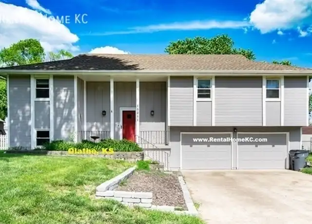 Property at 15211 S Navaho Dr, Olathe, KS, 66062, 3 beds, 2.5 baths, [object Object]
