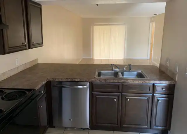 Property at 421 Century Blvd, Auburndale, FL, 33823, 2 beds, 2 baths, [object Object]