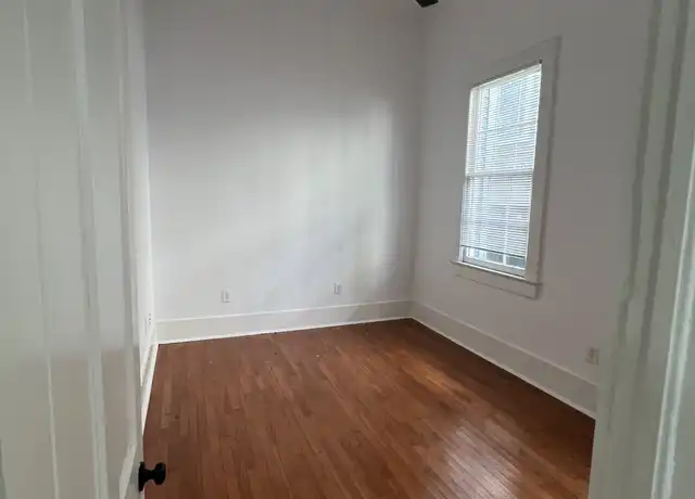 Property at 2022 Baronne St #2, New Orleans, LA, 70113, 2 beds, 1 bath, [object Object]