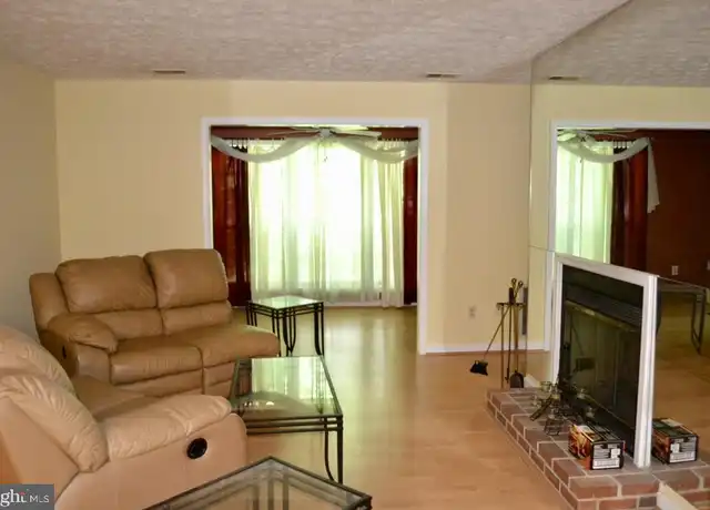Property at 12183 Cardamom Dr #12183, Woodbridge, VA, 22192, 1 bed, 1 bath, [object Object]