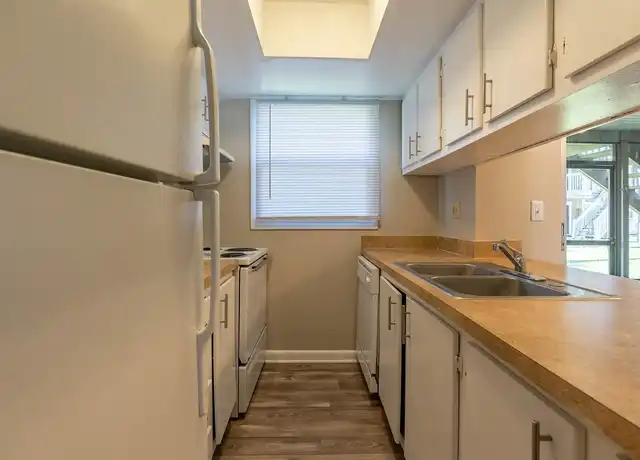 Property at Creekwood Club - 8343 Hogan Rd, Jacksonville, FL, 32216, 1-3 bed, 1-2 bath, [object Object]