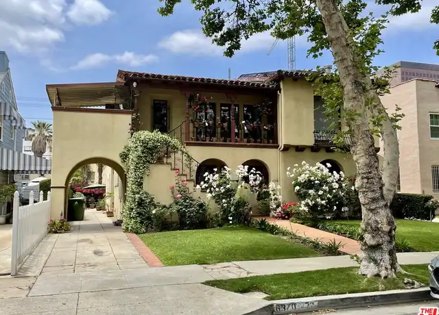 Property at 6370 W 6th St Unit 6372, Los Angeles, CA, 90048, 3 beds, 2 baths, [object Object]