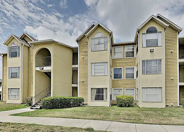 Property at 4748 Walden Cir Unit 825, Orlando, FL, 32811, 1 bed, 1 bath, [object Object]