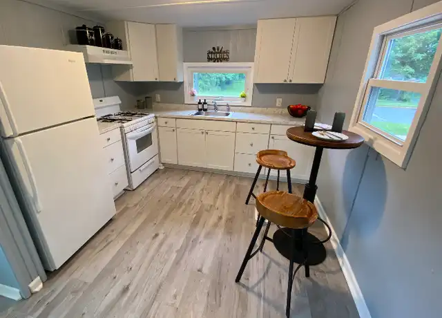Property at 1198 Washington St, Indiana, PA, 15701, 2 beds, 1 bath, [object Object]