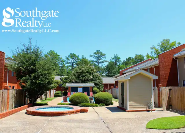 Property at 300 N 38th Ave Unit 36, Hattiesburg, MS, 39401, 2 beds, 1.5 baths, [object Object]