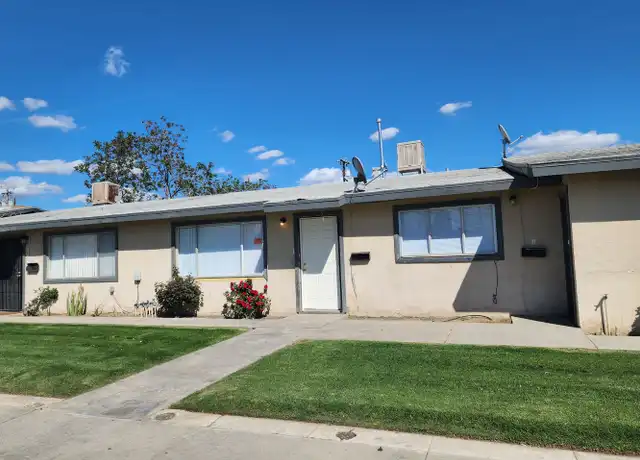 Property at 202 Eye St Unit 202, Bakersfield, CA, 93304, 2 beds, 1 bath, [object Object]