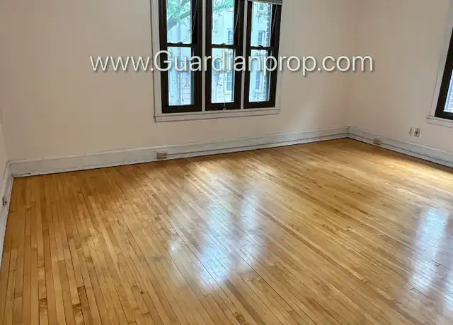Property at 2876 Humboldt Ave S Unit 201, Minneapolis, MN, 55408, 1 bed, 1 bath, [object Object]