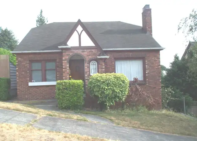 Property at 1015 W Fulton St, Seattle, WA, 98119, 4 beds, 2 baths, [object Object]