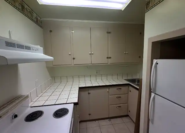 Property at 208 N 8th St, Coeur d'Alene, ID, 83814, 1 bed, 1 bath, [object Object]