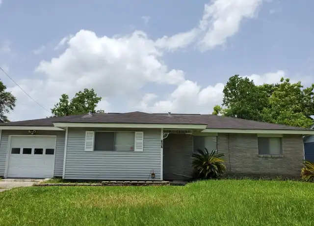 Property at 616 Bridal Wreath Ave, Orange, TX, 77630, 3 beds, 1 bath, [object Object]