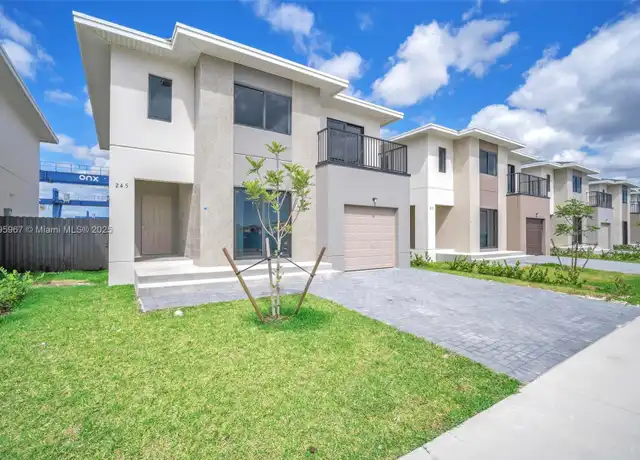 Property at 245 NW 13th St Unit 245, Homestead, FL, 33030, 5 beds, 4.5 baths, [object Object]