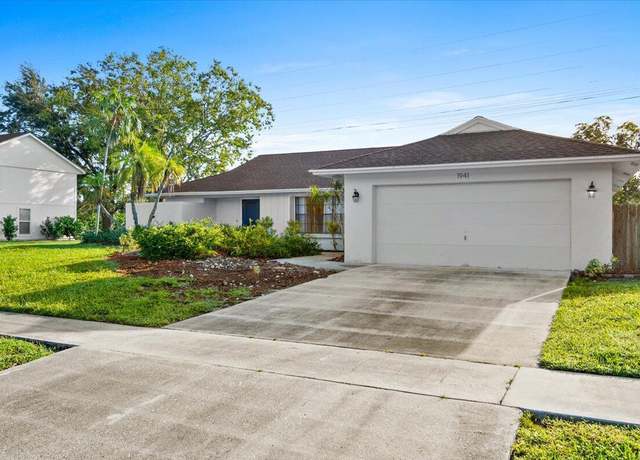 Photo of 1941 Shower Tree Way, Wellington, FL 33414