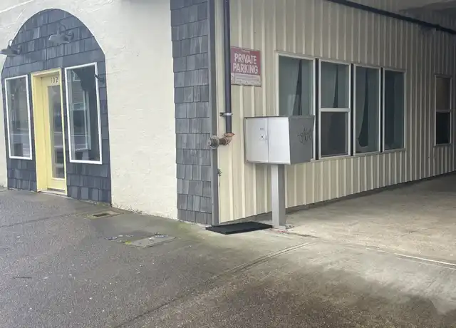 Property at 170 N Main St, Toledo, OR, 97391, 0 beds, 1 bath, [object Object]