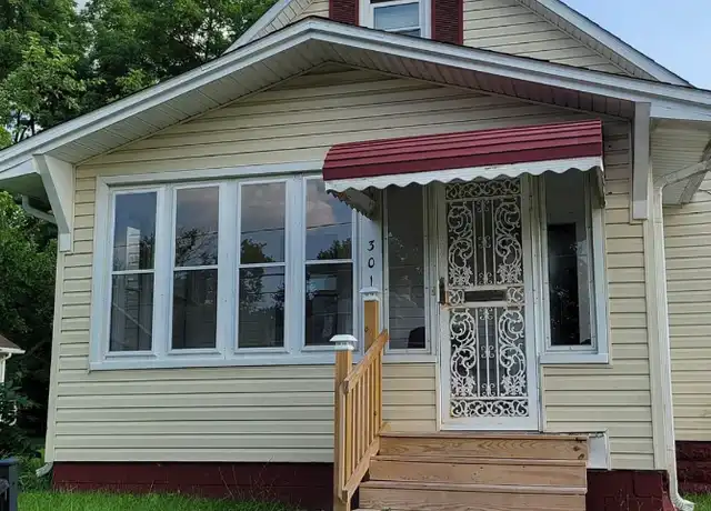 Property at 301 Rockwell Ave, Pontiac, MI, 48341, 2 beds, 2 baths, [object Object]