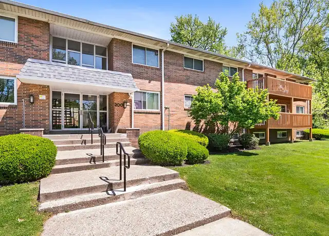 Property at Iroquois Green - 136 Lawson Ln, Louisville, KY, 40214, 1 bed, 1 bath, [object Object]