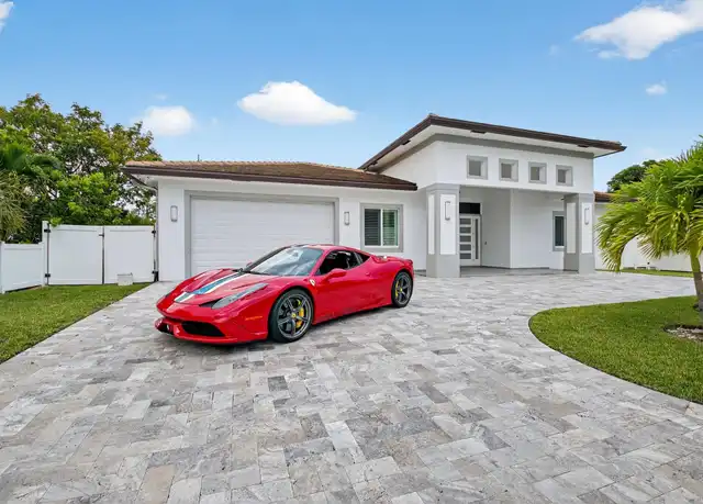 Property at 711 NE 6th St, Boca Raton, FL, 33432, 5 beds, 5 baths, [object Object]