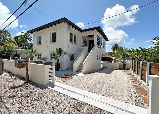 Property at 129 Pirates Dr, Key Largo, FL, 33037, 1 bed, 1 bath, [object Object]