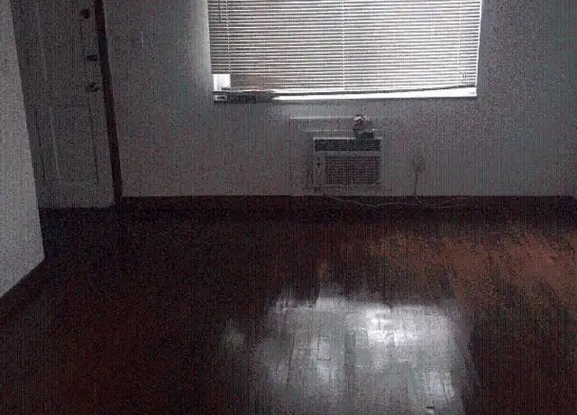 Property at 713 Orchard St, Charleston, WV, 25302, 2 beds, 1 bath, [object Object]
