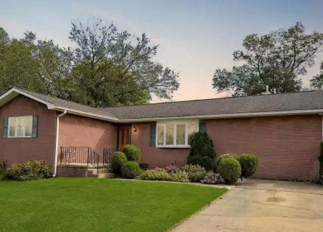 Property at 24 Carl Sandburg Dr, Trenton, NJ, 08690, 3 beds, 2 baths, [object Object]