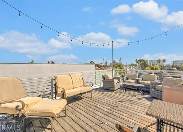 Property at 2208 Dell Ave, Venice, CA, 90291, 3 beds, 3.5 baths, [object Object]