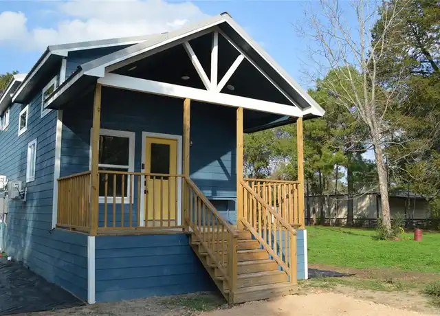 Property at 22040 Bailey Grove Rd, Montgomery, TX, 77356, 2 beds, 1 bath, [object Object]