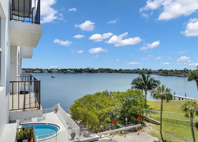 Property at 301 Croton Ave #403, Lantana, FL, 33462, 1 bed, 1 bath, [object Object]