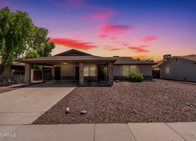 Property at 137 W Wagoner Rd, Phoenix, AZ, 85023, 3 beds, 2 baths, [object Object]