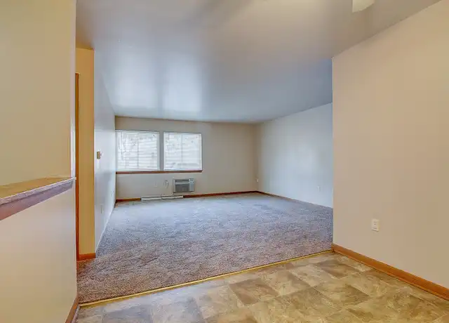 Property at 3413 S 26th St Unit 3439-14, Milwaukee, WI, 53215, 1 bed, 1 bath, [object Object]