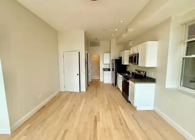 Property at 204 Hanover St Unit 2F, Boston, MA, 02113, 0 beds, 1 bath, [object Object]