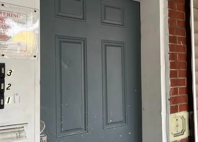 Property at 1220 W 4th St, Wilmington, DE, 19805, 2 beds, 1 bath, [object Object]