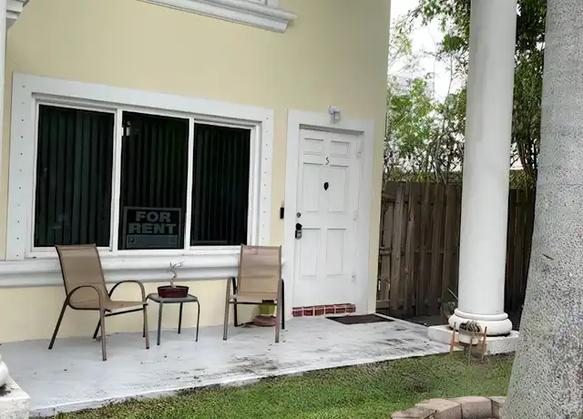 Property at 4529 NE 21st Ave #5, Fort Lauderdale, FL, 33308, 2 beds, 2 baths, [object Object]