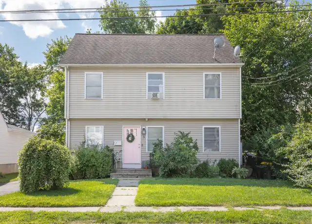 Property at 8 James St, Danbury, CT, 06810, 2 beds, 1.5 baths, [object Object]
