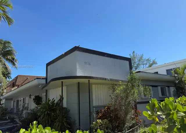 Property at 1176 Marseille Dr Unit 4, Miami Beach, FL, 33141, 1 bed, 1 bath, [object Object]