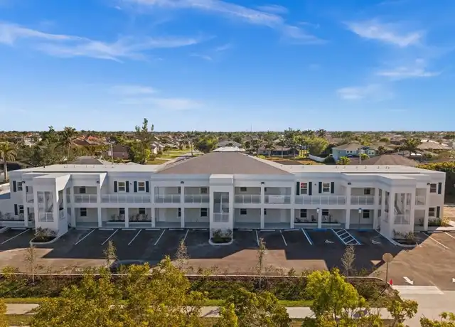Property at 3815 Chiquita Blvd S, Cape Coral, FL, 33914, 2 beds, 2 baths, [object Object]