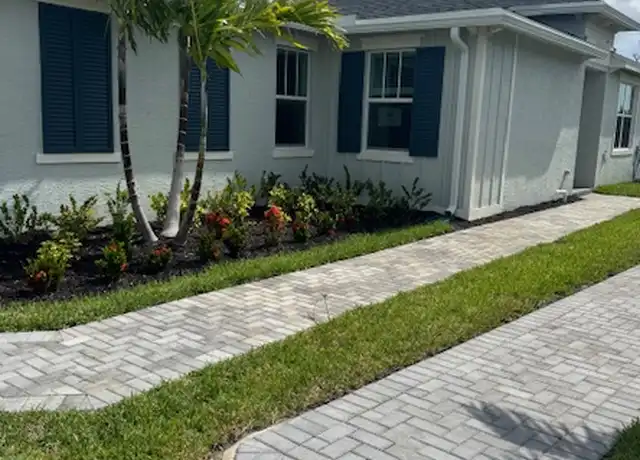 Property at 1545 SE Crosswood Way, Port Saint Lucie, FL, 34984, 3 beds, 2 baths, [object Object]