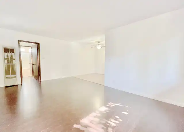 Property at 10860 Blix St Unit 6, North Hollywood, CA, 91602, 2 beds, 1 bath, [object Object]