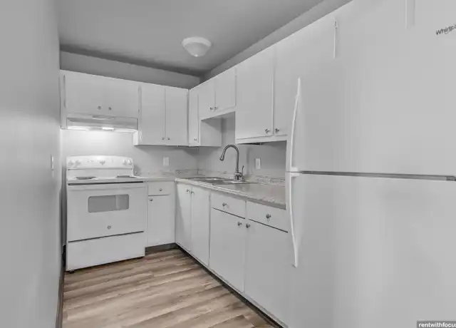 Property at 671 S Western Ave Unit 208, Neenah, WI, 54956, 2 beds, 1 bath, [object Object]